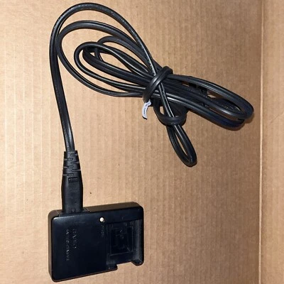 Genuine Casio BC-81L Battery Charger EX-ZS5 EX-Z37 EX-Z35 EX-Z16 EX-Z800 EX-Z550 - Image 1 of 2