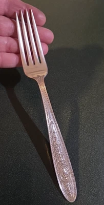 Tenedor internacional de plata esterlina Wedgwood 7,75" 61,58 gramos peso chatarra Foto 1 de 4