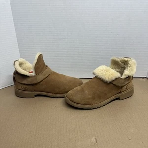 UGG McKay Water Resistant Women’s Bootie Tan Suede Size 10 - Picture 1 of 6