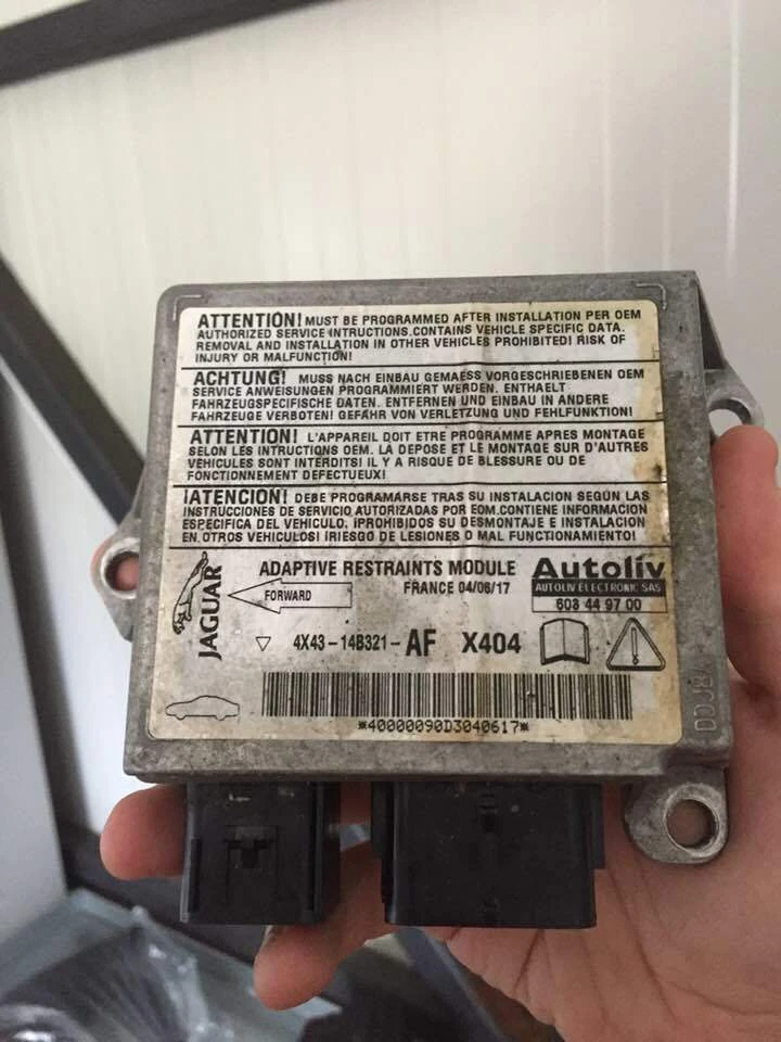 Centralina airbag jaguar x type  4X43-14B321-AF - Immagine 1 di 1