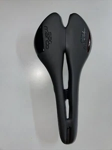 Sella Bici Selle San Marco Aspide Manganese 130x280 - Foto 1 di 3