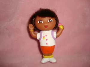 Dora the Explorer W/ Ice Cream 2003 Mattel Plastic Figure W/ Brushable hair 3.5" - Bild 1 von 4