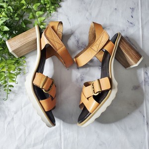 sandalias de hispanitas