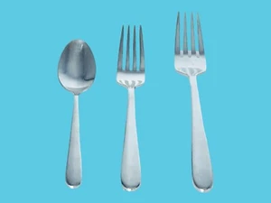 Oneida SOUFFLE Stainless Silverware 18/10 Glossy Round Tip Flatware CHOICE - Picture 1 of 10