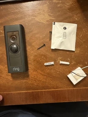 Timbre video Ring con cable - marrón Foto 1 de 4