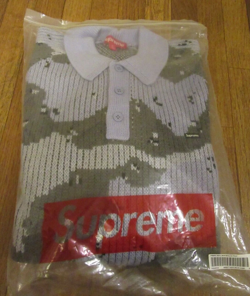 Suéter polo Raglan Supreme com nervuras caixa pequena tamanho XL azul camuflado FW24 novo em folha - Imagem 1 de 4