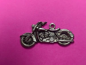 Harley-Davidson Silber Zinn Vintage Motorrad Anhänger Halskette oder Schlüsselanhänger - Bild 1 von 1