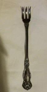 Banner Buggies Advertising Pickle Fork Wm Rogers & Sons Arbutus Silverplate - Picture 1 of 10