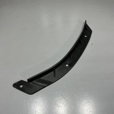 2017-2019 CADILLAC XT5 FRONT LEFT DRIVER SIDE FENDER REARWARD AIR DEFLECTOR OEM - Image 1 of 4