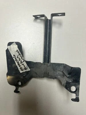 09-13 MAZDA 6 FRONT HOOD COVER PANEL LOCK LATCH MOUNT SUPPORT BRACKET OEM Foto 1 de 2