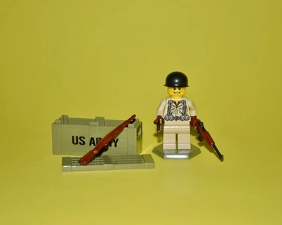 WWII BRICKMANIA PRIVATE Pvt CARPETTI Custom Printed LEGO Minifigure COMPLETE - Image 1 of 4