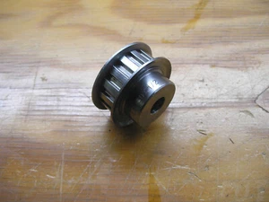 Browning 15L050 Timing Pulley 1/2" Belt 15-Tooth Plain 1/2" Bore - Picture 1 of 8