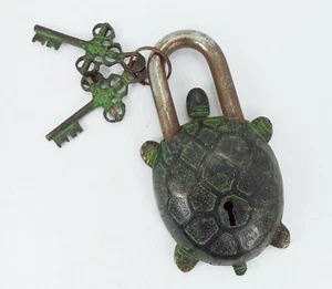 Antique Look Tortoise Design Functional Brass Padlock with 2 Keys - Picture 1 of 4
