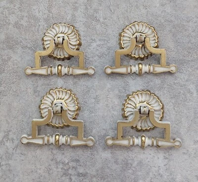 Lote de 4 tiradores colgantes vintage Hollywood Regency de latón blanco Foto 1 de 2