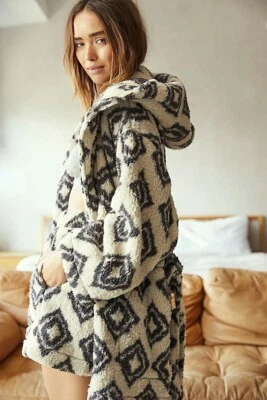 Шорты/халат Free People Fuzzy Feelings комплект M-$108 A642 - Изображение 1 из 4