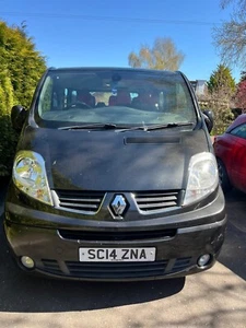 Renault Trafic SPORT dci 9 seater - Picture 1 of 12