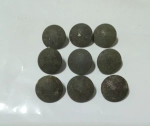 Botones reliquia alemana espinilla 9 piezas encontrados en una zanja. Pintura - Imagen 1 de 3