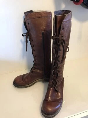 stivali anfibi donna alti TG 37 DA CAMPIONARIO - Immagine 1 di 4