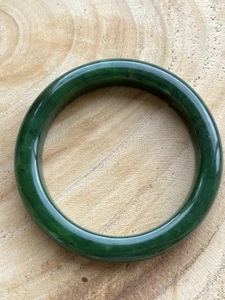 Brazalete de jade hetiano verde natural 60 mm, 和田碧玉(色好微瑕)手镯 - Imagen 1 de 13