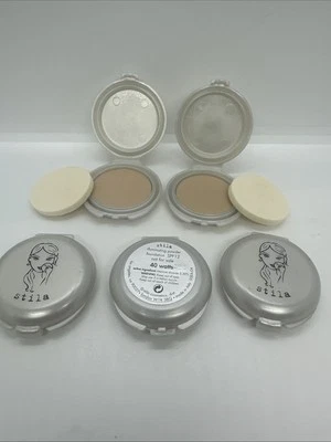 Base facial iluminadora Stila 5 Mini Compactos #40 vatios maquillaje en vatios NUEVO Foto 1 de 4