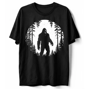 Bigfoot T-Shirt Sasquatch Forest Trees Vintage Wildlife Sasquatch Graphic Tee - Bild 1 von 11