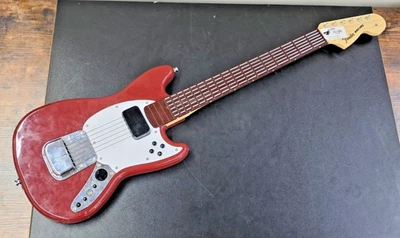 XBOX 360 Red Fender Stratocaster Harmonix Rock Band 4 - Image 1 of 4