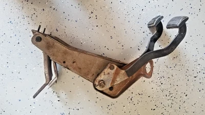 Dodge Dakota 90-96 transmisión manual embrague y pedal de freno manual montaje 1996 Foto 1 de 4