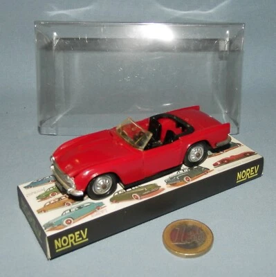 Norev Plastigam 1/43 réf 144 : Triumph TR5 Spider (Pre-Eligor) - Photo 1/4