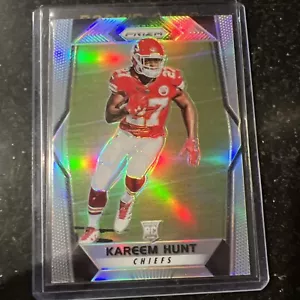 2017 Panini Prizm Kareem Hunt Silver Rookie SP Card - Picture 1 of 2