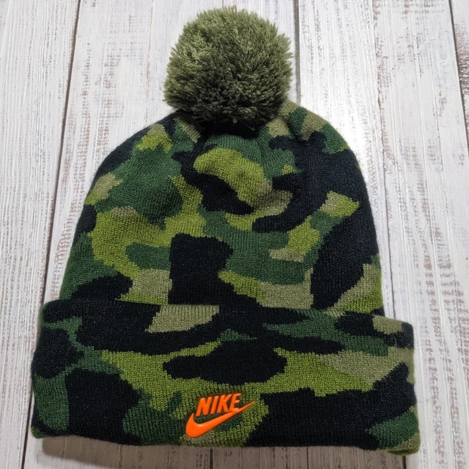 Nike Swoosh Woodland Camo Pom Beanie Toboggan Ski Hat Cap One Size - Image 1 of 3