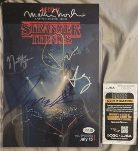 Stranger Things Cast Signed Photo, Joe Keery, Charlie Heaton, Natalia Dyer Etc - Picture 1 of 1