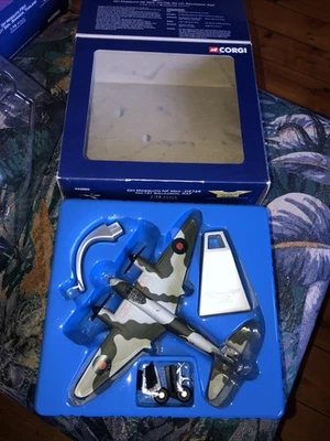 Corgi AA32803 1:72 De Havilland Mosquito NF.Mk II DZ726 RAF No.141 Sqn - Image 1 of 4