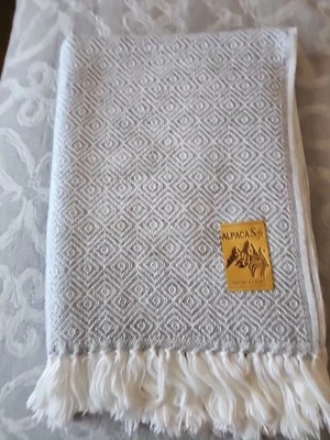 ALPAHACA PERUVIAN BLANKETS SOFT ALPACA