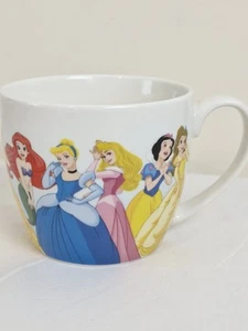 Disney's Princesses Coffee Mug White with Multi Coloured Graphics Ceramic Cup - Foto 1 di 8