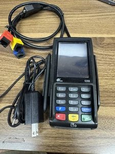 PAX S300 PIN Pad Credit Card Terminal With Power Adapter - Picture 1 of 3