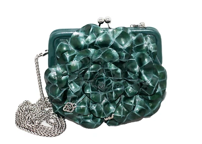 BRIGHTON Rosalie Shine Mini Bolso sin asas Kisslock Bandolera Cuero Verde 3D Flor Foto 1 de 4