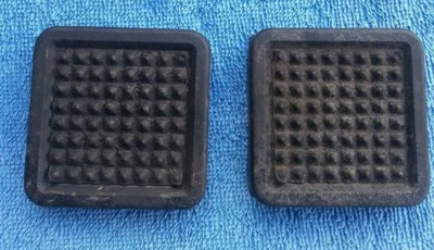 Bedford Truck A model TD 1953 to 59  pair Brake Clutch Pedal Pads A682 - Image 1 of 2
