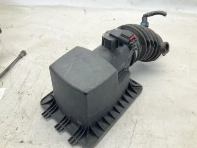 13-16 Ford Transit Connect Xl 2.5 FWD AT Air Cleaner Box Duct B - Image 1 of 4