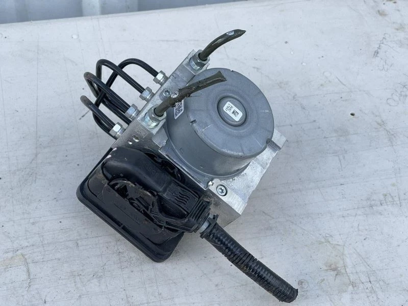 2019-2022 年本田 PASSPORT 防锁制动泵组件 3.5 升 AT FWD 137K 运动 56028 — 第 1/4 张图片