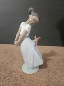RARE LLADRO BLACK LEGACY FIGURINE 8131 PRETTY BIRD Retired 2017 MINT CONDITION - Picture 1 of 8