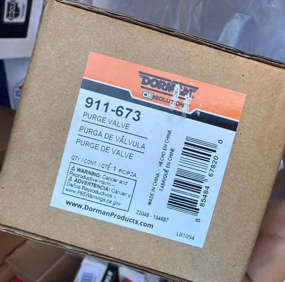 Válvula de purga de bote de vapor Dorman 911-673 para Ford Ranger 2011 Foto 1 de 2