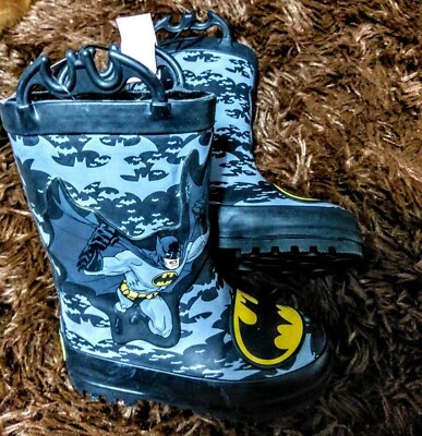 Batman Botas de Invierno Diseño 3D + Forro de Piel, Resistente al Agua, Talla 7/8, (6.75”) Foto 1 de 4