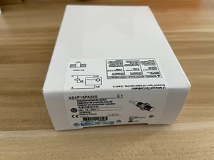 New For XS4P18PA340 Proximity Switch free shipping #NN - Picture 1 of 4