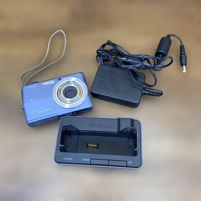 [Used] Casio Exilim EX-Z600 6.0MP blue Compact Digital Camera tested from japan - Image 1 of 4