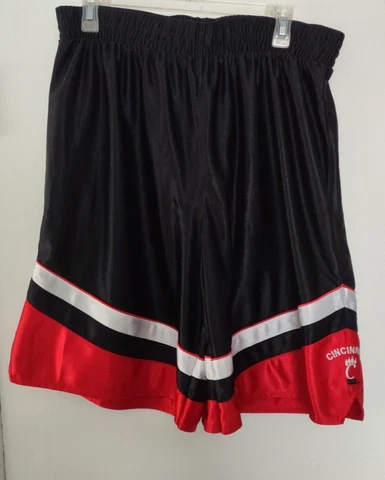 Starter Athletic Shorts Cincinnati Bearcats Cover