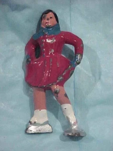 Vintage BARCLAY GIRL SKATER # 629 DRESSED IN RED AND BLUE FOR TRAIN OR VILLAGE - Picture 1 of 4