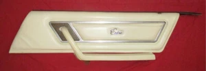 1975 1977 Chrysler Cordoba Passenger Door Panel Upper Pad & Armrest / Pull - Picture 1 of 19