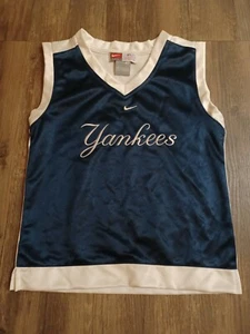 Nike New York Yankees Boys Size 4T Sleeveless Tank Top Blue Baseball MLB Stitch - Picture 1 of 5