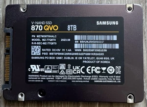 Samsung 870 QVO - 8 TB SSD - MZ-77Q8T0 - SATA III - OVER 90% Health - Fast Ship! - Afbeelding 1 van 2