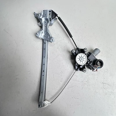 2020-22 TOYOTA COROLLA FRONT LEFT DRIVER SIDE DOOR WINDOW REGULATOR & MOTOR OEM - Image 1 of 4